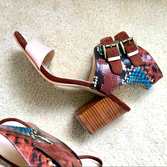 ✨🤩 Sz 7.5 Nine West embossed Python and suede leather strap sandals - Picture 3 of 8